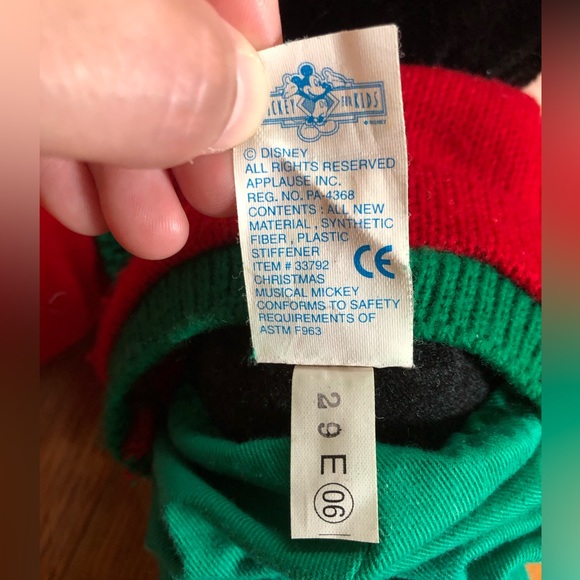 Vintage Applause Christmas Mickey With Hat & Sweater - Picture 6 of 7